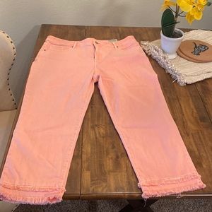 Chicos slimming crop pants